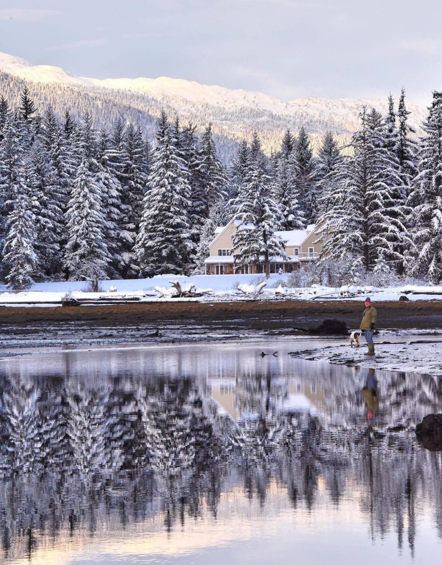 Minette Bay Lodge Kitimat エクステリア 写真